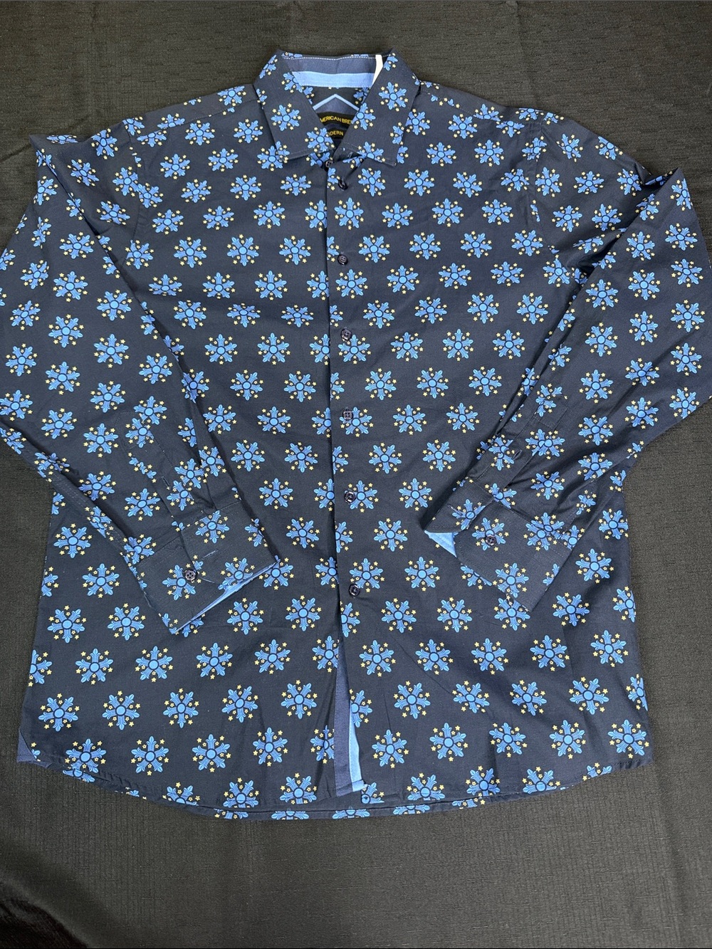 Navy Button-Up Shirt with Blue Floral Medallions Size XXL See Measurements